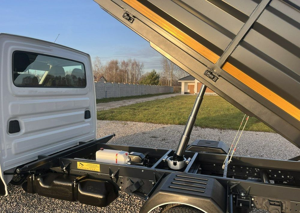 Όχημα με ανατρεπομενη καροτσα Iveco Daily: φωτογραφία 32 Όχημα με ανατρεπομενη καροτσα Iveco Daily: φωτογραφία 32