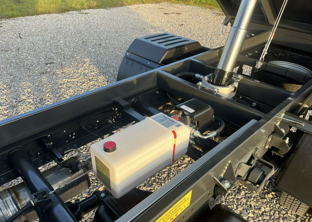 Όχημα με ανατρεπομενη καροτσα Iveco Daily: φωτογραφία 31 Όχημα με ανατρεπομενη καροτσα Iveco Daily: φωτογραφία 31