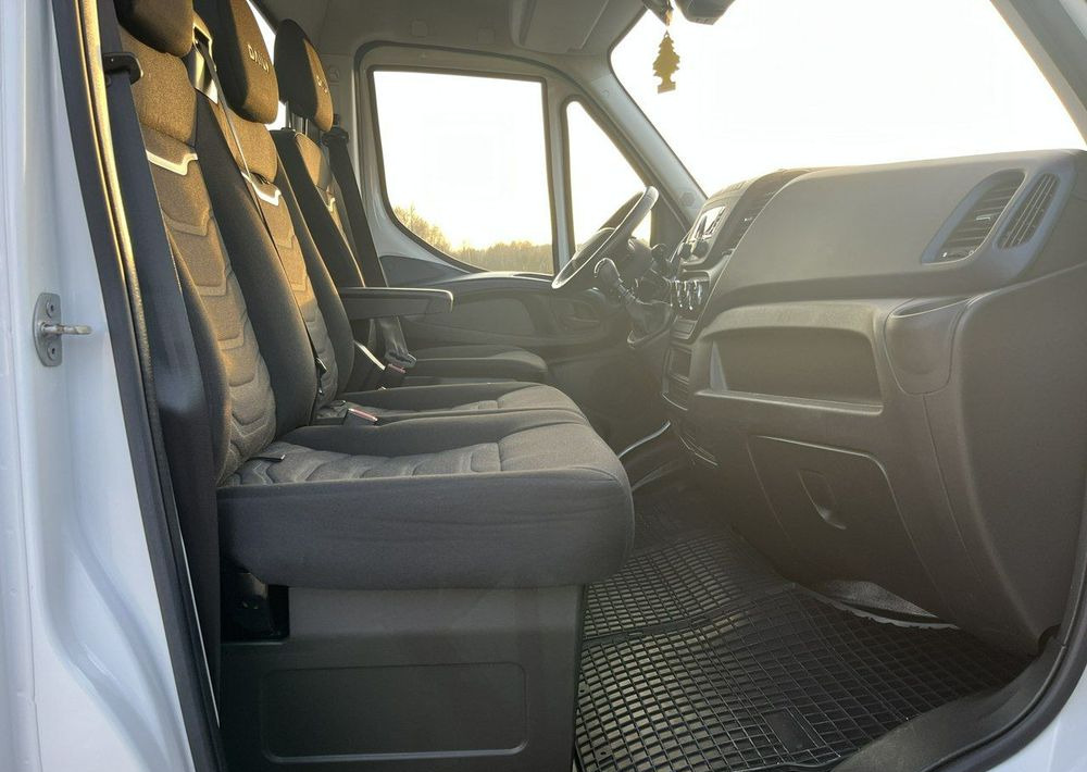 Όχημα με ανατρεπομενη καροτσα Iveco Daily: φωτογραφία 19 Όχημα με ανατρεπομενη καροτσα Iveco Daily: φωτογραφία 19