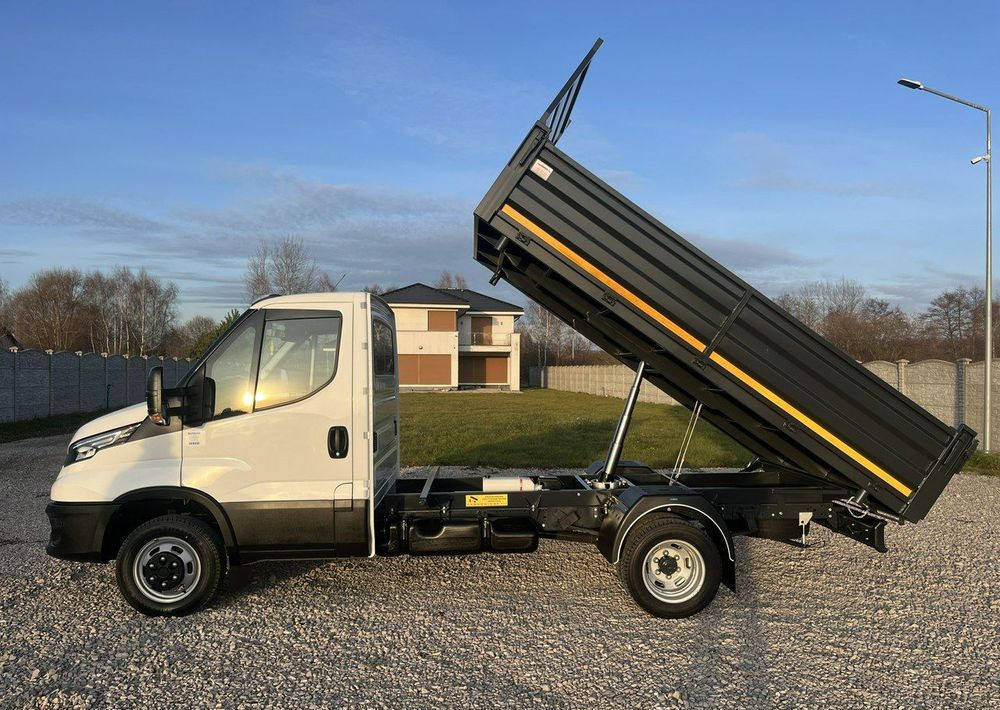 Όχημα με ανατρεπομενη καροτσα Iveco Daily: φωτογραφία 28 Όχημα με ανατρεπομενη καροτσα Iveco Daily: φωτογραφία 28