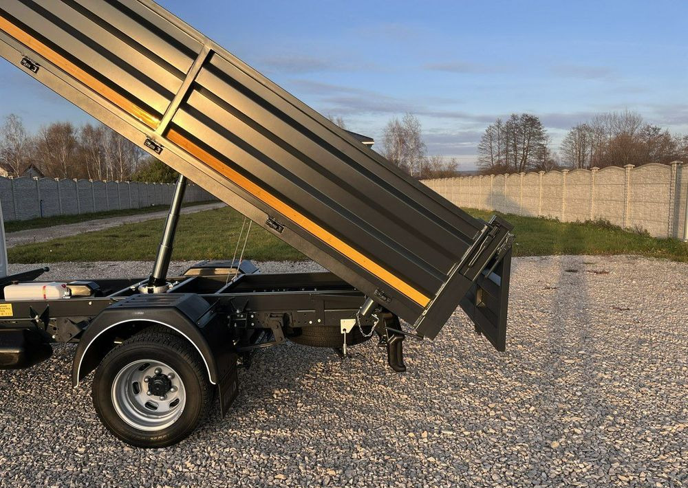 Όχημα με ανατρεπομενη καροτσα Iveco Daily: φωτογραφία 9 Όχημα με ανατρεπομενη καροτσα Iveco Daily: φωτογραφία 9