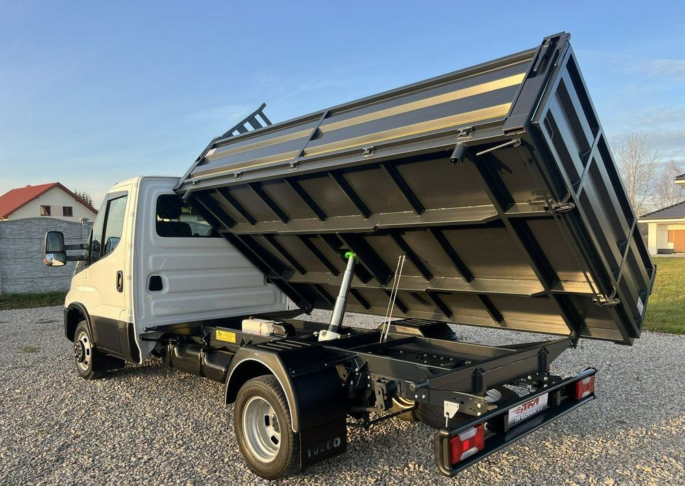 Όχημα με ανατρεπομενη καροτσα Iveco Daily: φωτογραφία 37 Όχημα με ανατρεπομενη καροτσα Iveco Daily: φωτογραφία 37