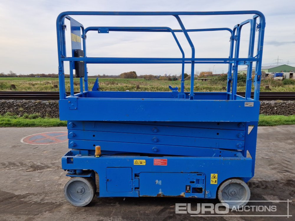 2013 Genie GS-2646 - Ψαλιδωτό ανυψωτικό: φωτογραφία 2 2013 Genie GS-2646 - Ψαλιδωτό ανυψωτικό: φωτογραφία 2
