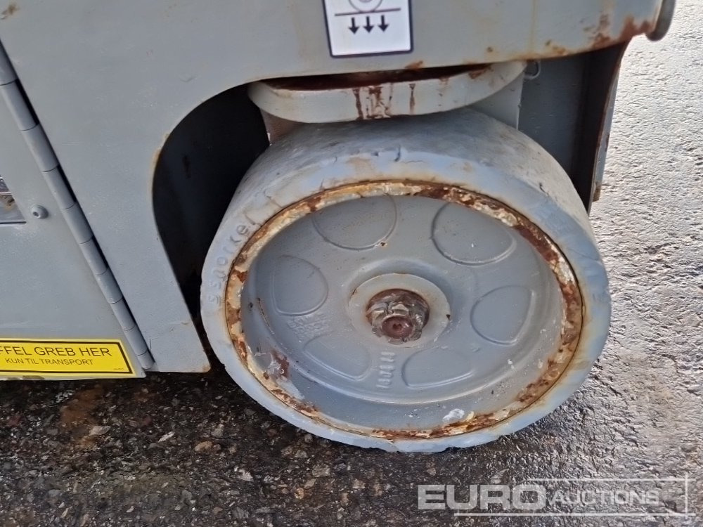 Κάθετος ανελκυστήρας με κατάρτι 2016 Snorkel TM12-C-E: φωτογραφία 8