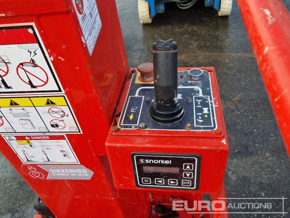 Κάθετος ανελκυστήρας με κατάρτι 2016 Snorkel TM12-C-E: φωτογραφία 13