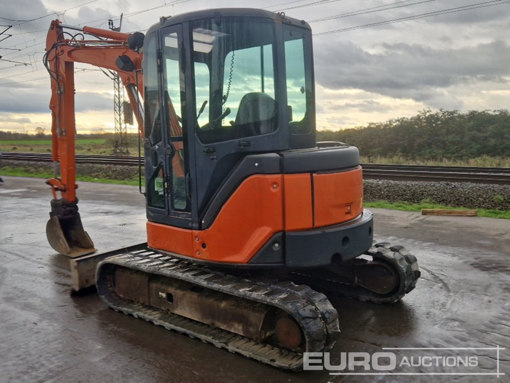 Hitachi ZX40U-2 - Μίνι εκσκαφέας: φωτογραφία 3 Hitachi ZX40U-2 - Μίνι εκσκαφέας: φωτογραφία 3