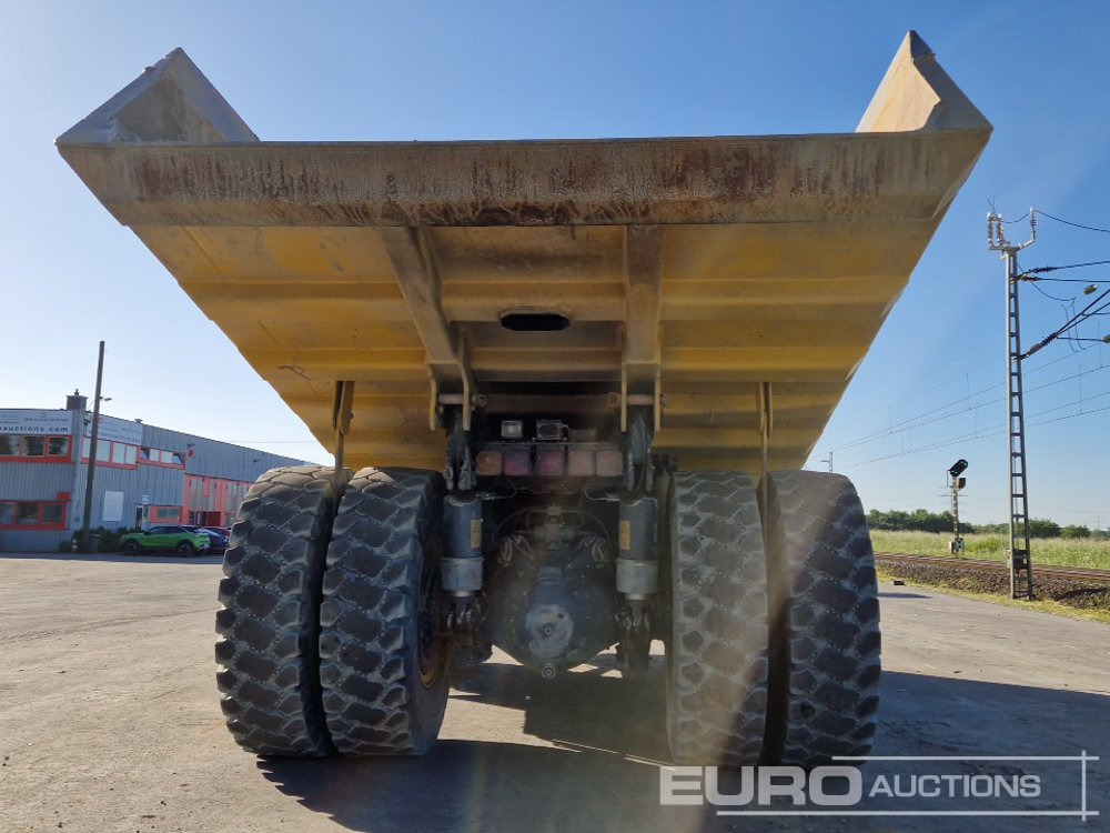 Komatsu HD405-7 - Ανατρεπόμενο όχημα μεταφοράς λατομικών υλικών: φωτογραφία 5 Komatsu HD405-7 - Ανατρεπόμενο όχημα μεταφοράς λατομικών υλικών: φωτογραφία 5