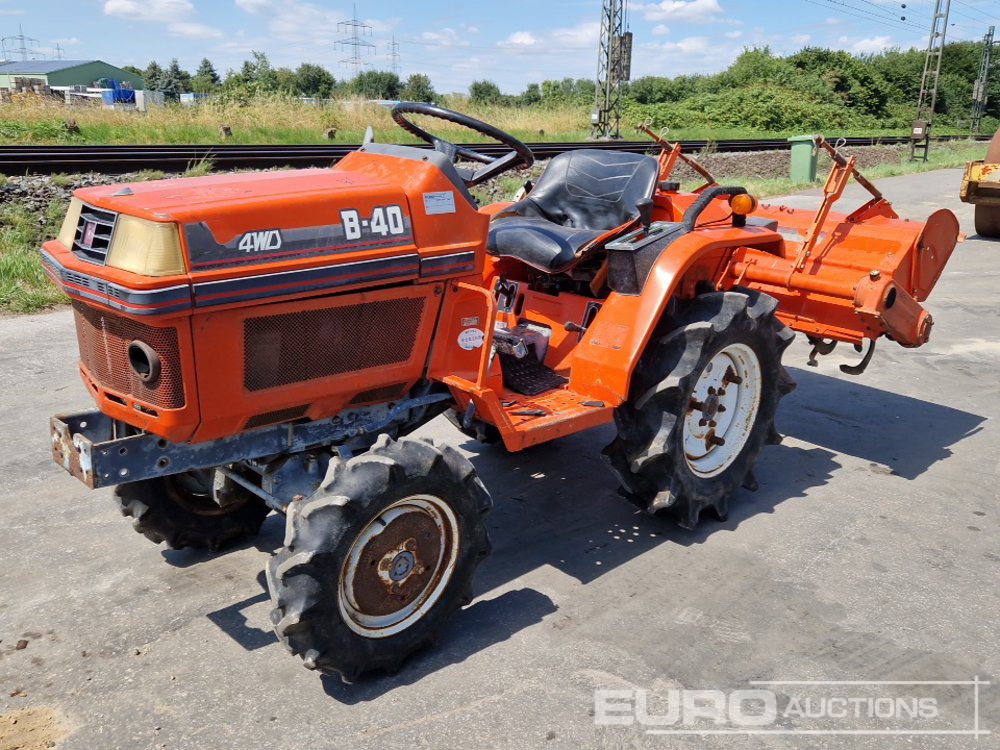 Kubota B40 - Μικρό τρακτέρ: φωτογραφία 1 Kubota B40 - Μικρό τρακτέρ: φωτογραφία 1