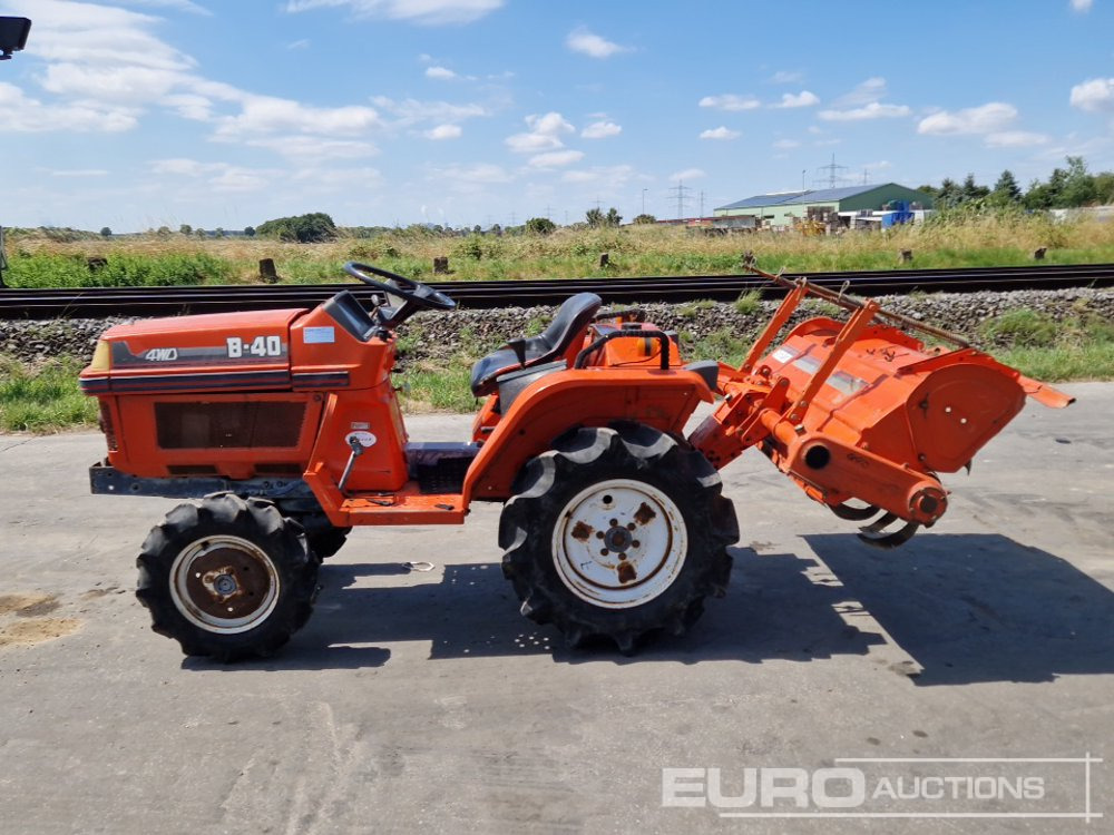 Kubota B40 - Μικρό τρακτέρ: φωτογραφία 2 Kubota B40 - Μικρό τρακτέρ: φωτογραφία 2