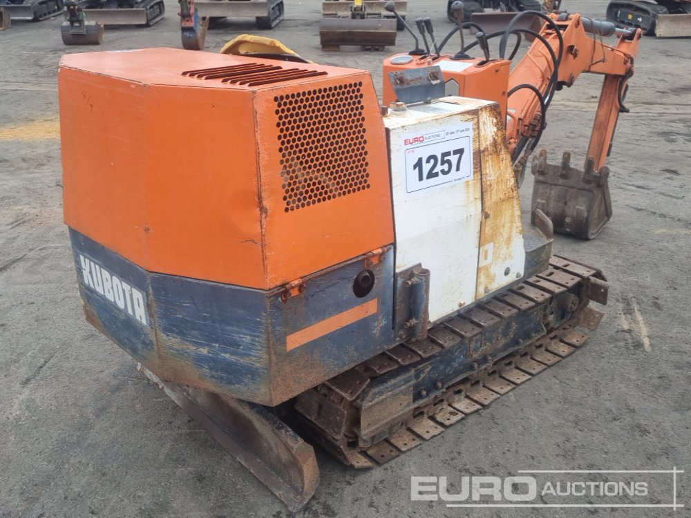 Kubota KH-030 - Μίνι εκσκαφέας: φωτογραφία 4 Kubota KH-030 - Μίνι εκσκαφέας: φωτογραφία 4
