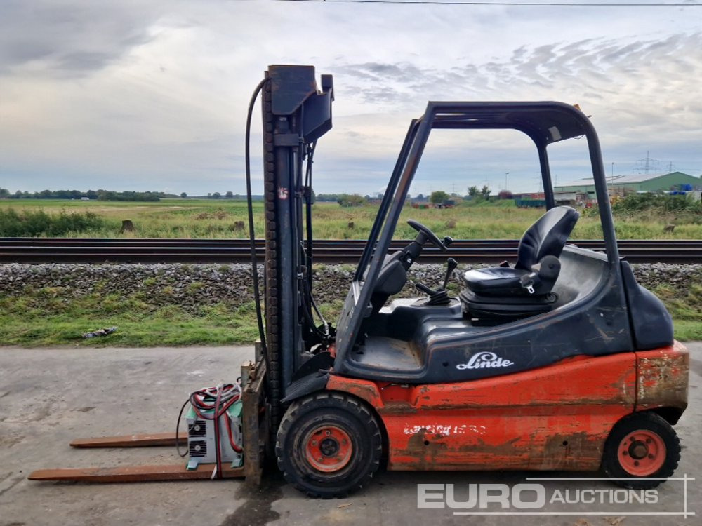 Linde E30 - Περονοφόρο όχημα: φωτογραφία 2 Linde E30 - Περονοφόρο όχημα: φωτογραφία 2