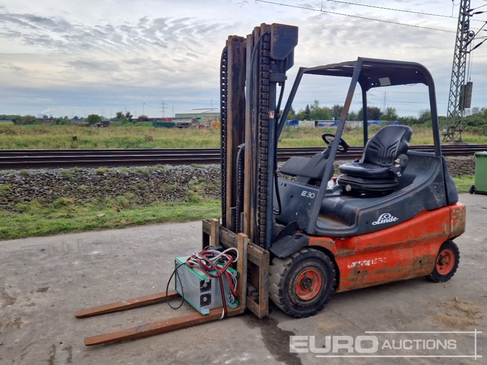 Linde E30 - Περονοφόρο όχημα: φωτογραφία 1 Linde E30 - Περονοφόρο όχημα: φωτογραφία 1