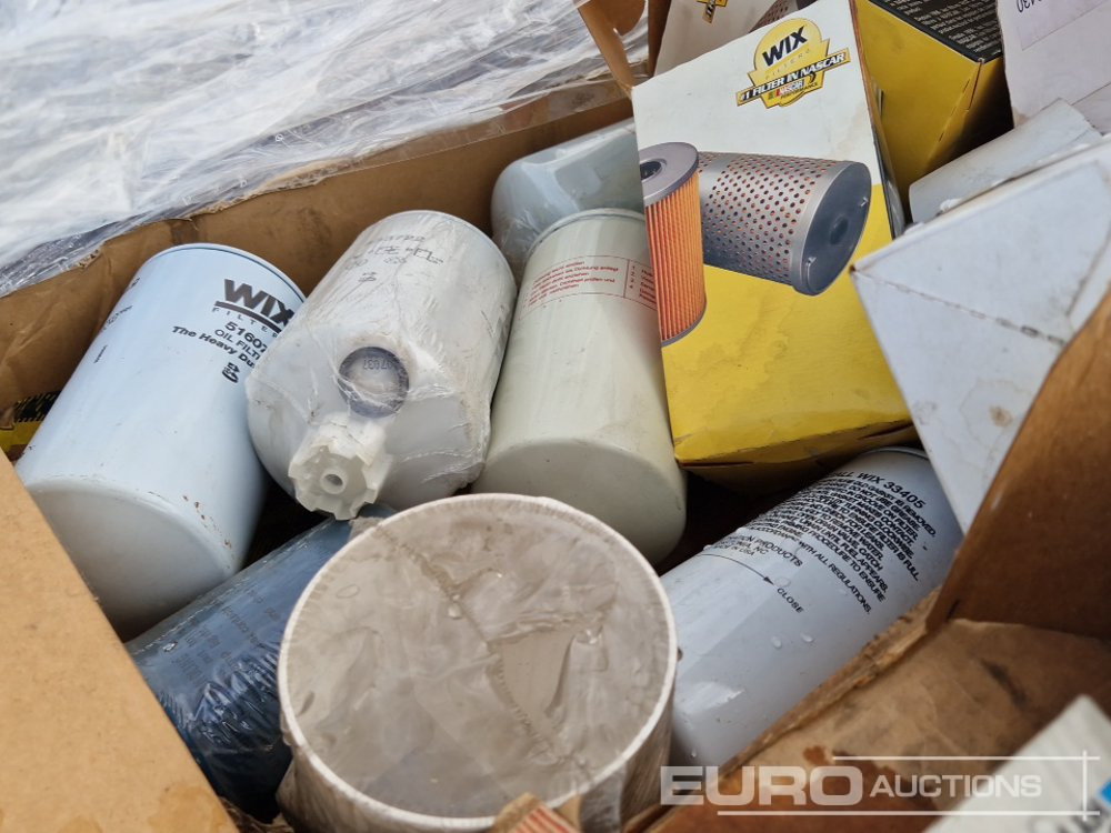 Pallet of Service / Maintenance Parts, CAT, Hitachi, Deutz, Komatsu - Ανταλλακτικό για Εκσκαφέας: φωτογραφία 4 Pallet of Service / Maintenance Parts, CAT, Hitachi, Deutz, Komatsu - Ανταλλακτικό για Εκσκαφέας: φωτογραφία 4