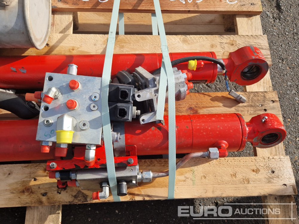 Spare Parts, Cylinder, Joysticks, Hydraulic Parts, Exhaust to suit Volvo ECR50D - Ανταλλακτικό για Εκσκαφέας: φωτογραφία 5 Spare Parts, Cylinder, Joysticks, Hydraulic Parts, Exhaust to suit Volvo ECR50D - Ανταλλακτικό για Εκσκαφέας: φωτογραφία 5