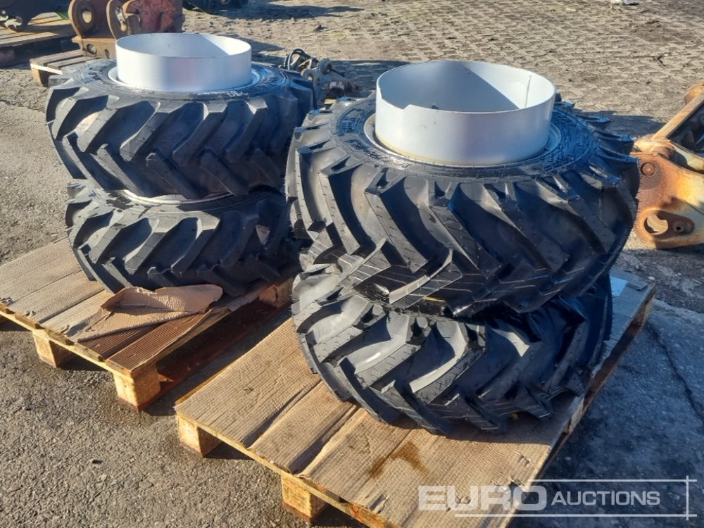 Unused Mitas 10.0/75-15.3 Tyre & Rim (2 of), BKT 10.0/75-15.3 Tyre & Rim (2 of) - Ελαστικό: φωτογραφία 1 Unused Mitas 10.0/75-15.3 Tyre & Rim (2 of), BKT 10.0/75-15.3 Tyre & Rim (2 of) - Ελαστικό: φωτογραφία 1