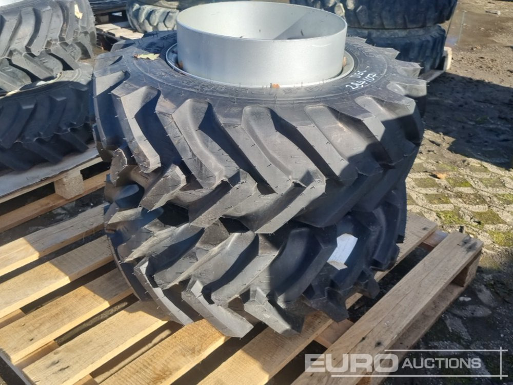 Unused Mitas 10.0/75-15.3 Tyre & Rim (2 of) - Ελαστικό: φωτογραφία 4 Unused Mitas 10.0/75-15.3 Tyre & Rim (2 of) - Ελαστικό: φωτογραφία 4