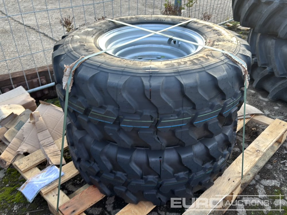 Unused Mitas 365/70R18 Tyre & Rim (2 of) - Ελαστικό: φωτογραφία 4 Unused Mitas 365/70R18 Tyre & Rim (2 of) - Ελαστικό: φωτογραφία 4