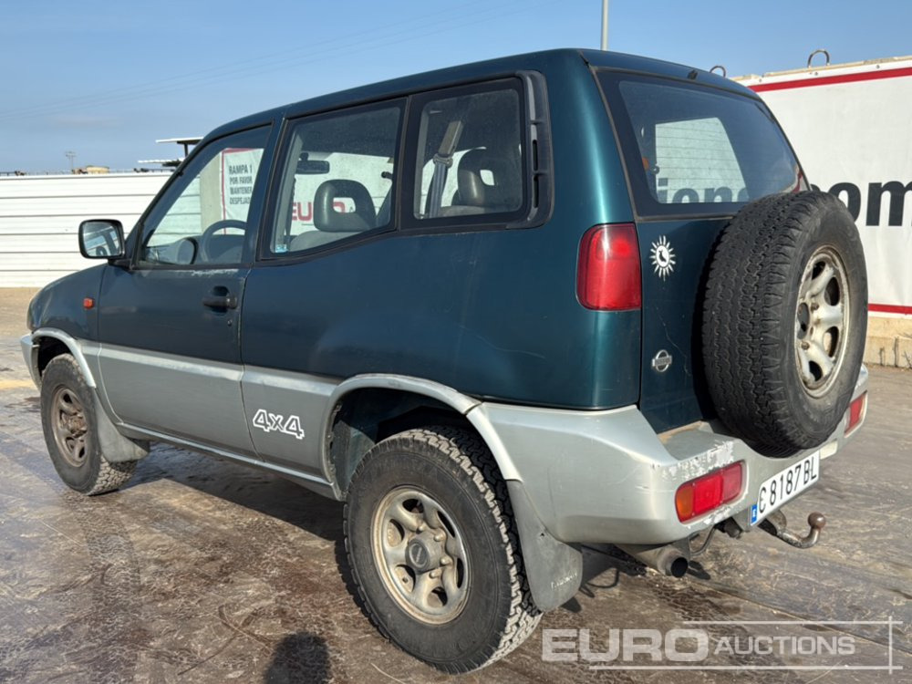 1995 Nissan Terrano II - SUV: φωτογραφία 3 1995 Nissan Terrano II - SUV: φωτογραφία 3