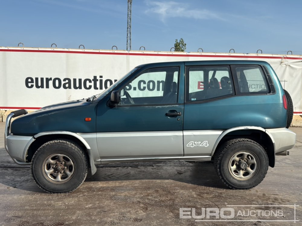 1995 Nissan Terrano II - SUV: φωτογραφία 2 1995 Nissan Terrano II - SUV: φωτογραφία 2
