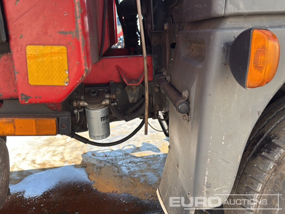 Φορτηγό με ανοιχτή καρότσα 2004 Nissan Cabstar: φωτογραφία 24