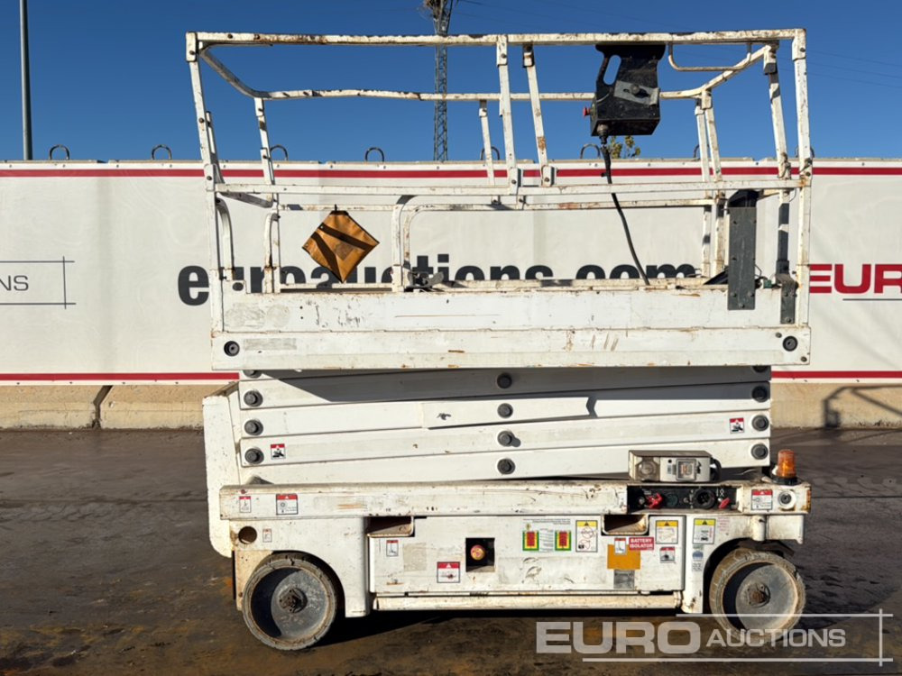 2014 Haulotte Compact 12 - Ψαλιδωτό ανυψωτικό: φωτογραφία 2 2014 Haulotte Compact 12 - Ψαλιδωτό ανυψωτικό: φωτογραφία 2