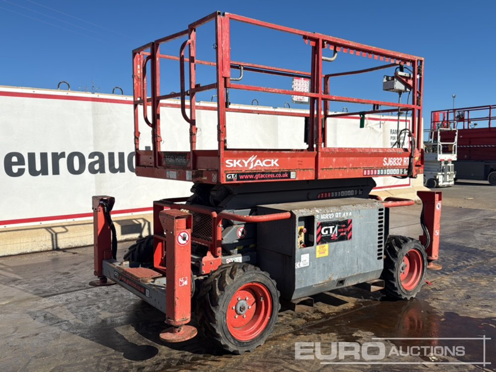 2015 SkyJack SJ6832RT - Ψαλιδωτό ανυψωτικό: φωτογραφία 5 2015 SkyJack SJ6832RT - Ψαλιδωτό ανυψωτικό: φωτογραφία 5