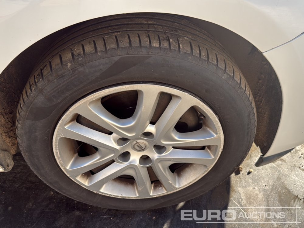 Αυτοκίνητο 2016 Opel Astra: φωτογραφία 12