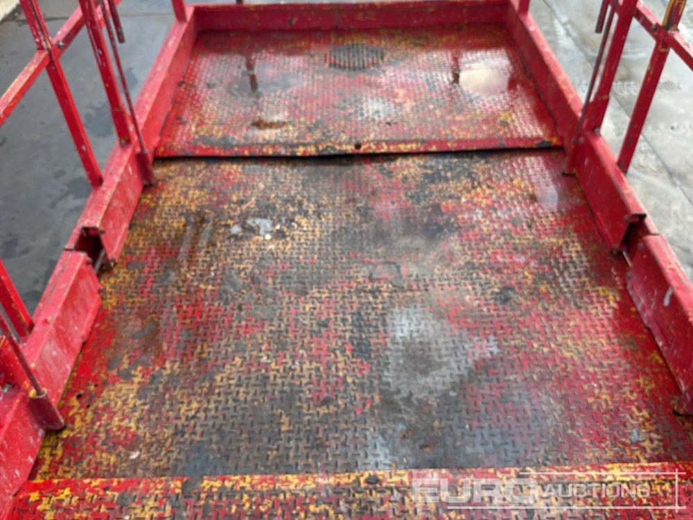 Ψαλιδωτό ανυψωτικό Haulotte H15SX: φωτογραφία 19 Ψαλιδωτό ανυψωτικό Haulotte H15SX: φωτογραφία 19