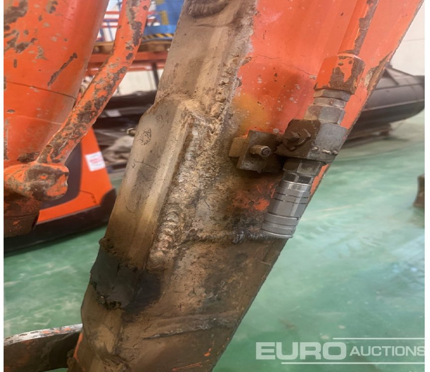 Hitachi ZX35U-2 - Μίνι εκσκαφέας: φωτογραφία 4 Hitachi ZX35U-2 - Μίνι εκσκαφέας: φωτογραφία 4