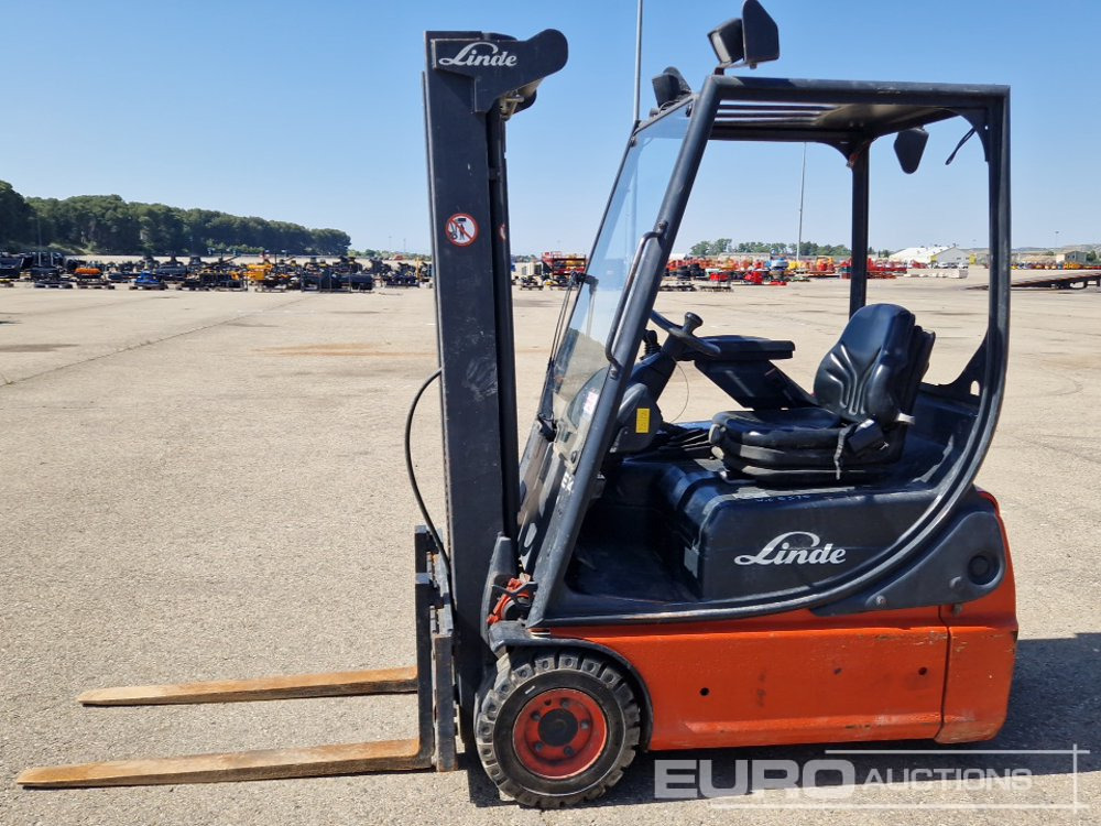 Linde E14-02 - Ηλεκτροκίνητο περονοφόρο: φωτογραφία 2 Linde E14-02 - Ηλεκτροκίνητο περονοφόρο: φωτογραφία 2