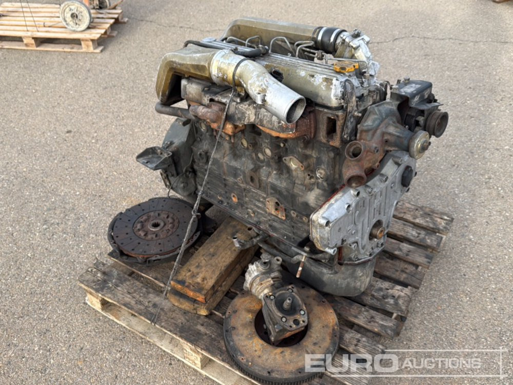 Nissan Turbo Engine - Εξοπλισμού κατασκευών: φωτογραφία 4 Nissan Turbo Engine - Εξοπλισμού κατασκευών: φωτογραφία 4