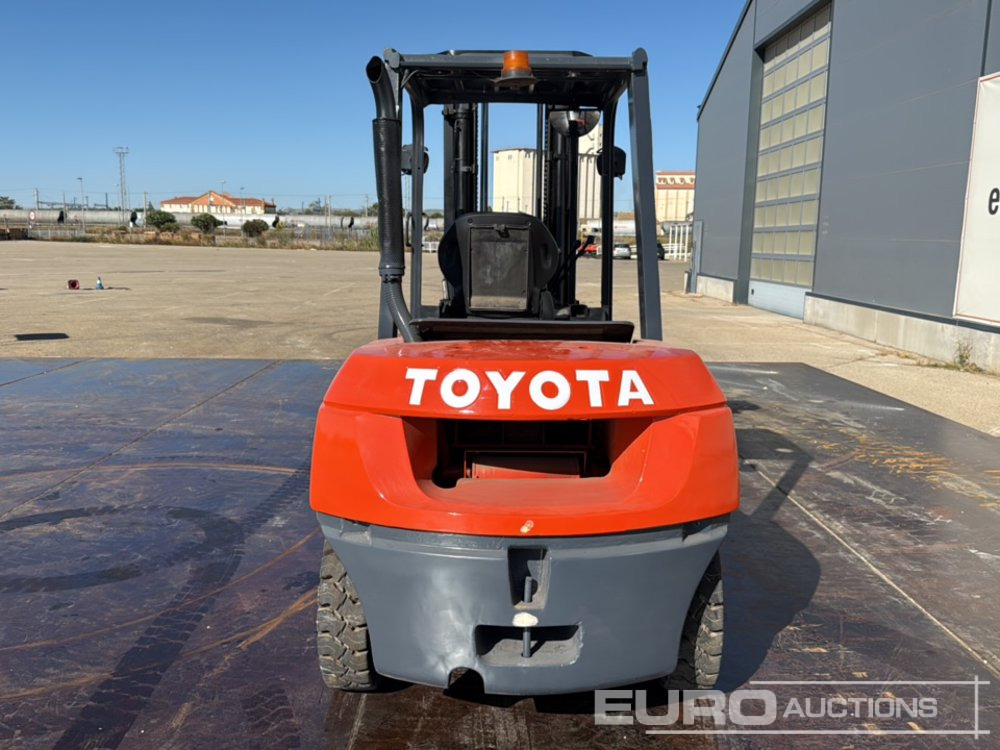 Toyota 42-7FD35 - Περονοφόρο όχημα: φωτογραφία 4 Toyota 42-7FD35 - Περονοφόρο όχημα: φωτογραφία 4