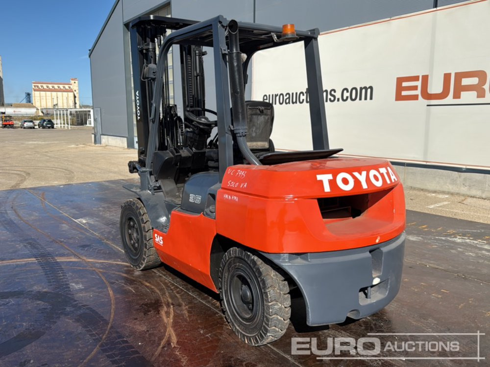 Toyota 42-7FD35 - Περονοφόρο όχημα: φωτογραφία 3 Toyota 42-7FD35 - Περονοφόρο όχημα: φωτογραφία 3