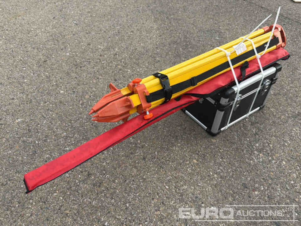 Unused 2025 SKLP Self-Leveling Rotary Laser Level With Batteries, Reciever, Tripod, Grade Rod - Εξοπλισμός γκαράζ: φωτογραφία 4 Unused 2025 SKLP Self-Leveling Rotary Laser Level With Batteries, Reciever, Tripod, Grade Rod - Εξοπλισμός γκαράζ: φωτογραφία 4