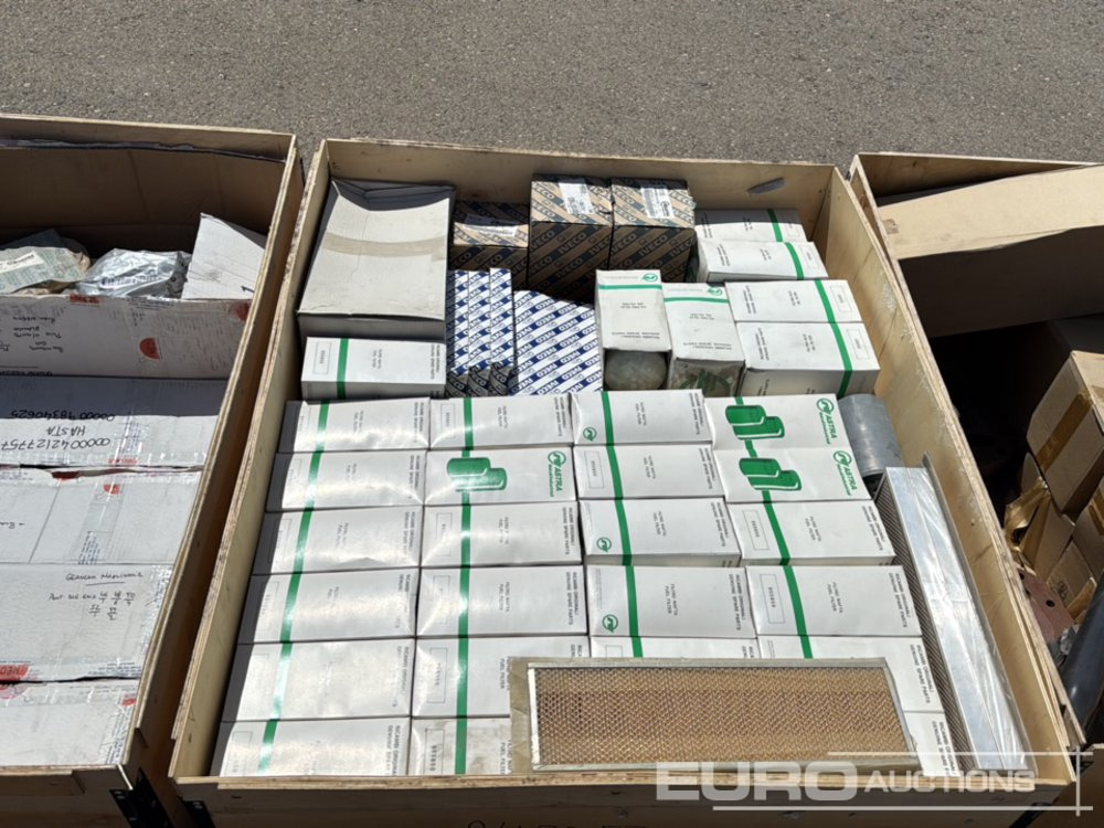 Unused Astra Pallet Spare Parts & Filters (3 of) - Εξοπλισμού κατασκευών: φωτογραφία 4 Unused Astra Pallet Spare Parts & Filters (3 of) - Εξοπλισμού κατασκευών: φωτογραφία 4