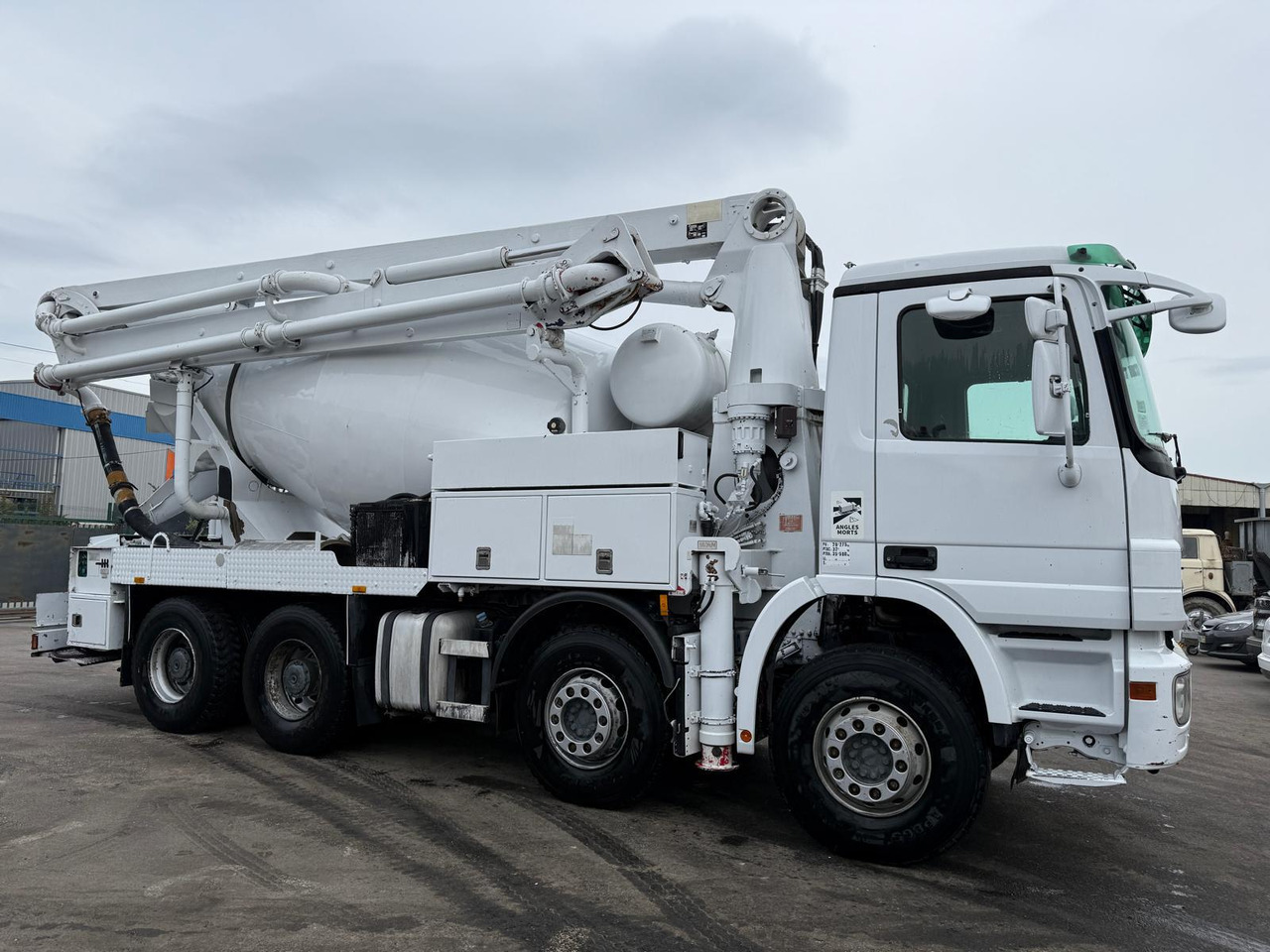 Camion mixo-pompe Mercedes Actros DS-840-FF - Μπετονιέρα αντλία: φωτογραφία 3 Camion mixo-pompe Mercedes Actros DS-840-FF - Μπετονιέρα αντλία: φωτογραφία 3