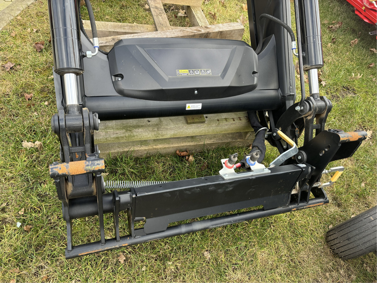 Alö Frontlader G5L Valtra - Φορτωτησ για τρακτερ: φωτογραφία 4 Alö Frontlader G5L Valtra - Φορτωτησ για τρακτερ: φωτογραφία 4