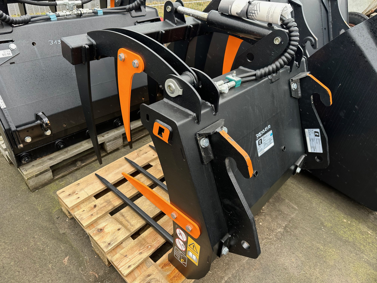 Alö Silograb S 90 BOH M 16 S - Φορτωτησ για τρακτερ: φωτογραφία 1 Alö Silograb S 90 BOH M 16 S - Φορτωτησ για τρακτερ: φωτογραφία 1