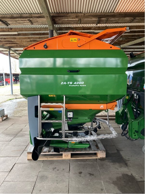 Amazone ZA-TS Hydro 4200 Ultra - Ψεκαστικό: φωτογραφία 4 Amazone ZA-TS Hydro 4200 Ultra - Ψεκαστικό: φωτογραφία 4