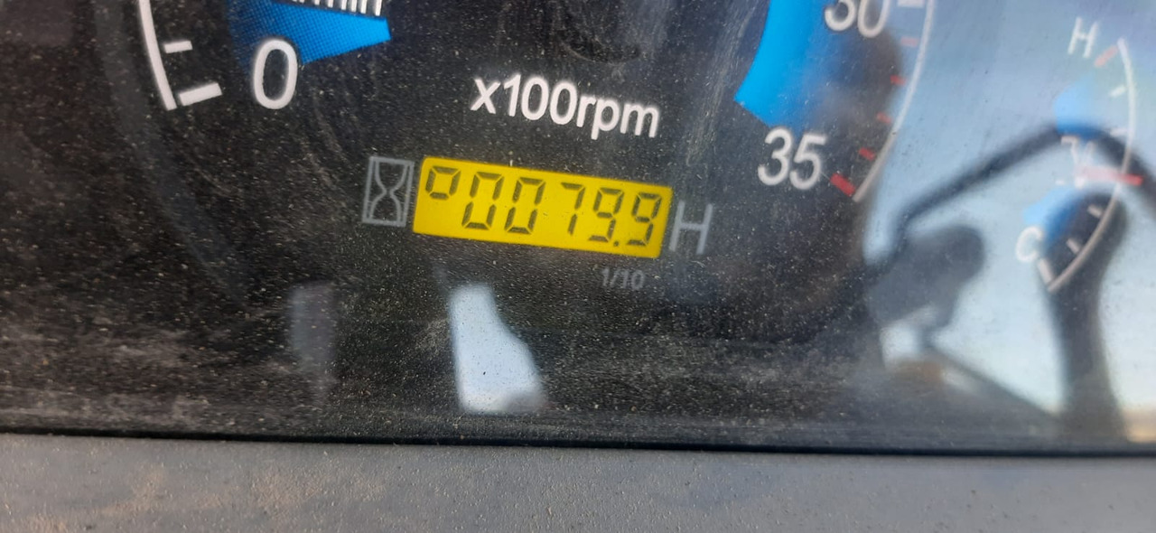 Branson 6225C - Τρακτέρ: φωτογραφία 3 Branson 6225C - Τρακτέρ: φωτογραφία 3