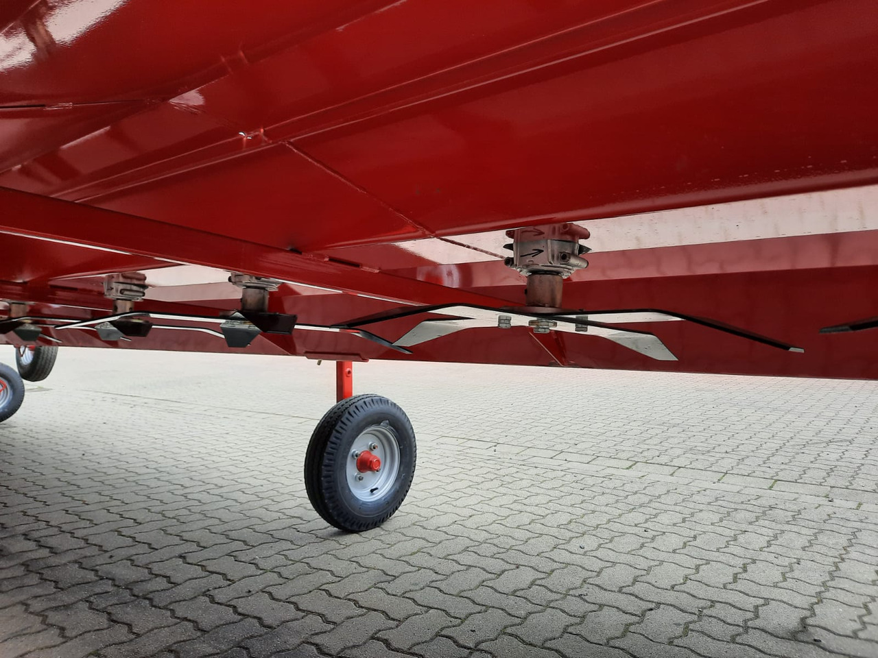 CTM Weed Surfer XL 9m - Καταστροφέας με σφυριά: φωτογραφία 4 CTM Weed Surfer XL 9m - Καταστροφέας με σφυριά: φωτογραφία 4