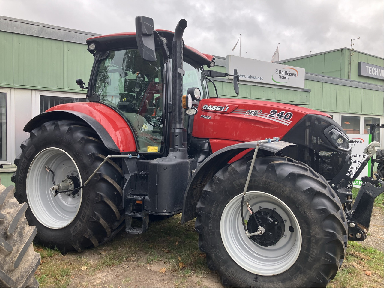 Case IH Puma 240 CVX - Τρακτέρ: φωτογραφία 1 Case IH Puma 240 CVX - Τρακτέρ: φωτογραφία 1