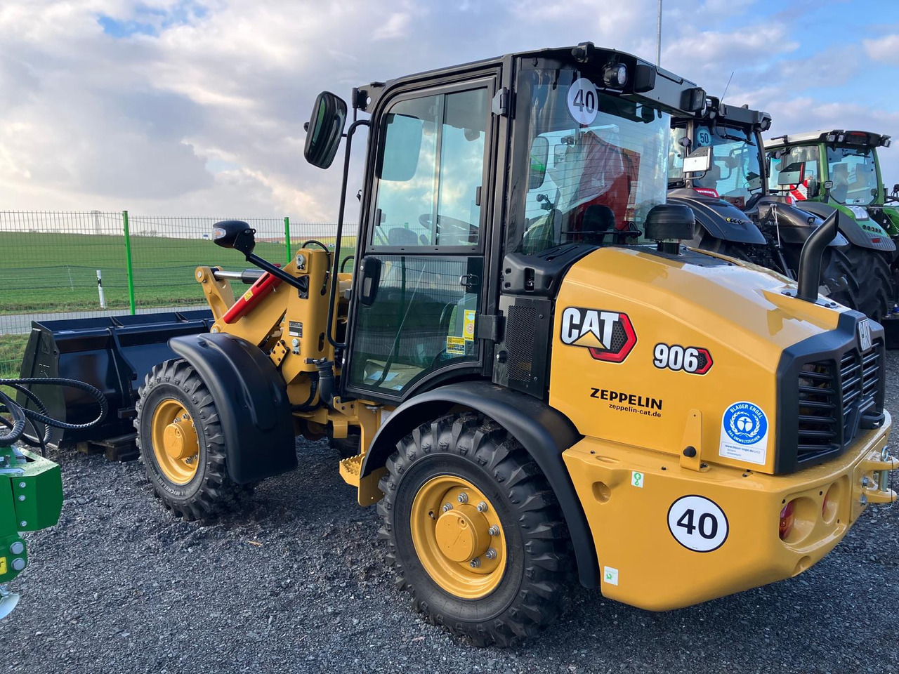 Caterpillar 906 - Ελαστιχοφόρος φορτωτής: φωτογραφία 3 Caterpillar 906 - Ελαστιχοφόρος φορτωτής: φωτογραφία 3