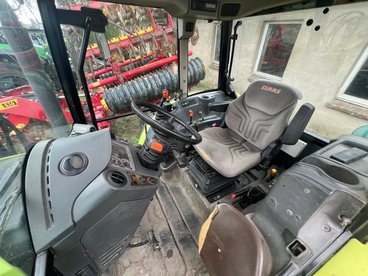 Claas Axos 340 - Τρακτέρ: φωτογραφία 4 Claas Axos 340 - Τρακτέρ: φωτογραφία 4