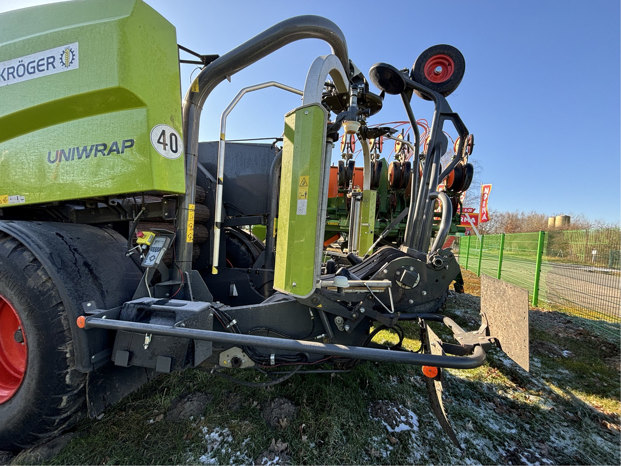 Claas Press- Wickelkombi 454 Uniwrap - Σανού και κτηνοτροφικά μηχανήματα: φωτογραφία 5 Claas Press- Wickelkombi 454 Uniwrap - Σανού και κτηνοτροφικά μηχανήματα: φωτογραφία 5