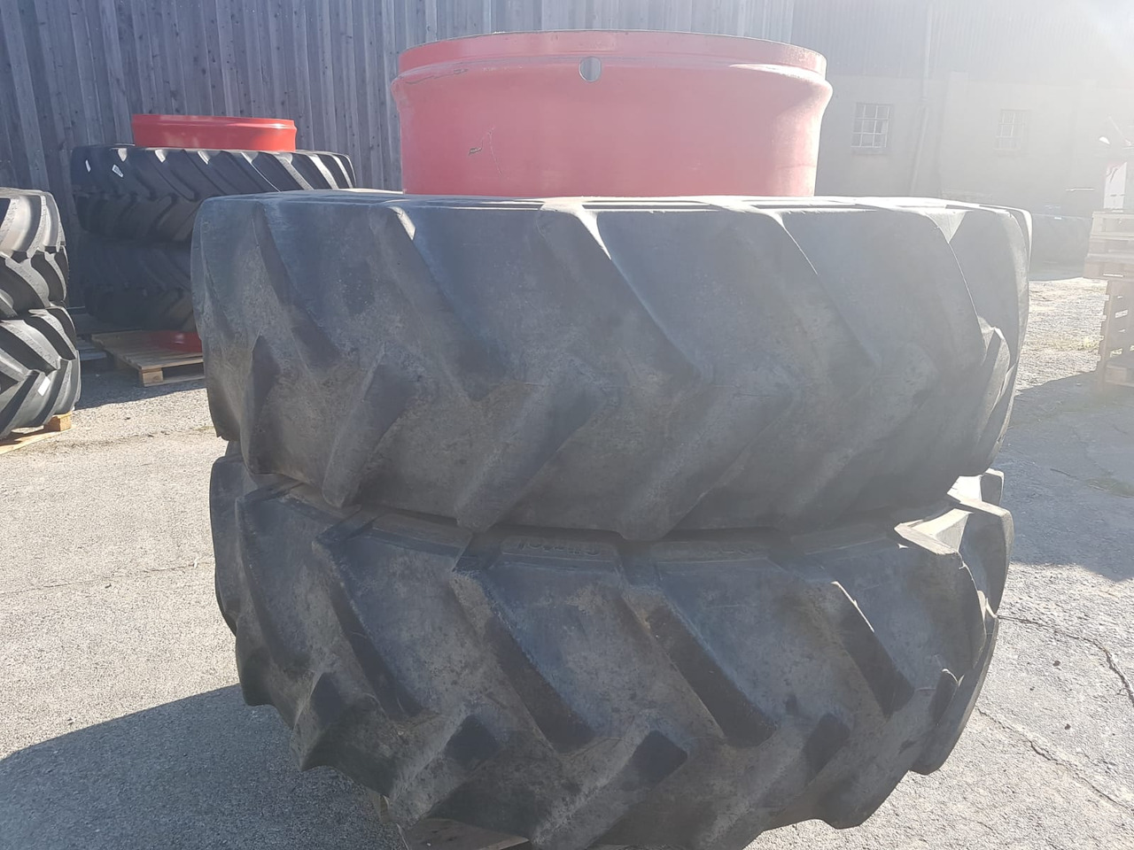 Continental 2x Zwillingsrad 20.8 R42 - Ελαστικά και ζάντες: φωτογραφία 3 Continental 2x Zwillingsrad 20.8 R42 - Ελαστικά και ζάντες: φωτογραφία 3