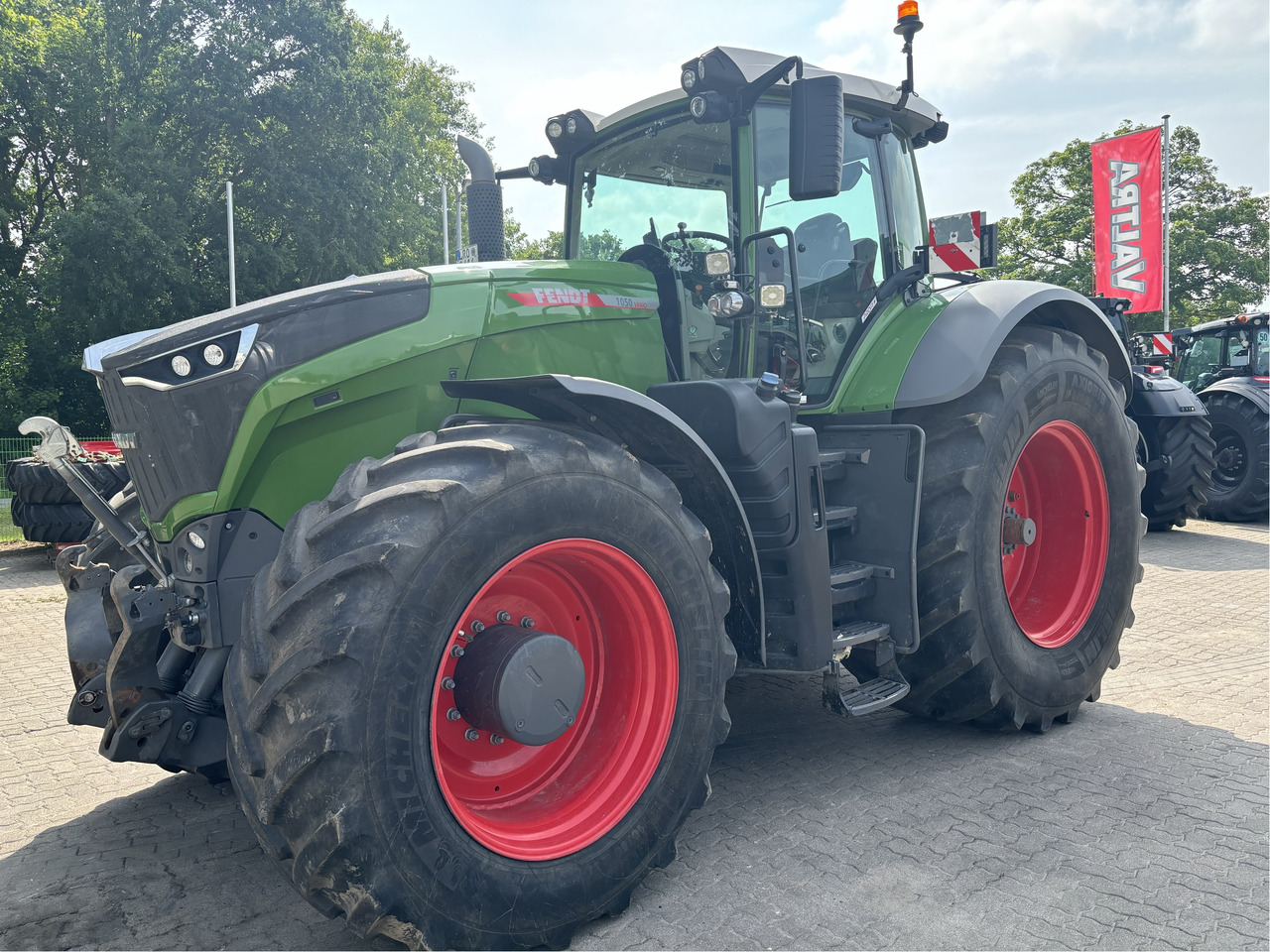Fendt 1050 Vario Gen3 Profi - Τρακτέρ: φωτογραφία 1 Fendt 1050 Vario Gen3 Profi - Τρακτέρ: φωτογραφία 1