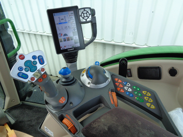 Fendt 720 Vario S4 Power - Τρακτέρ: φωτογραφία 4 Fendt 720 Vario S4 Power - Τρακτέρ: φωτογραφία 4