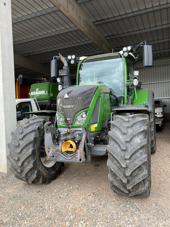 Fendt 720 Vario S4 Profi - Τρακτέρ: φωτογραφία 1 Fendt 720 Vario S4 Profi - Τρακτέρ: φωτογραφία 1