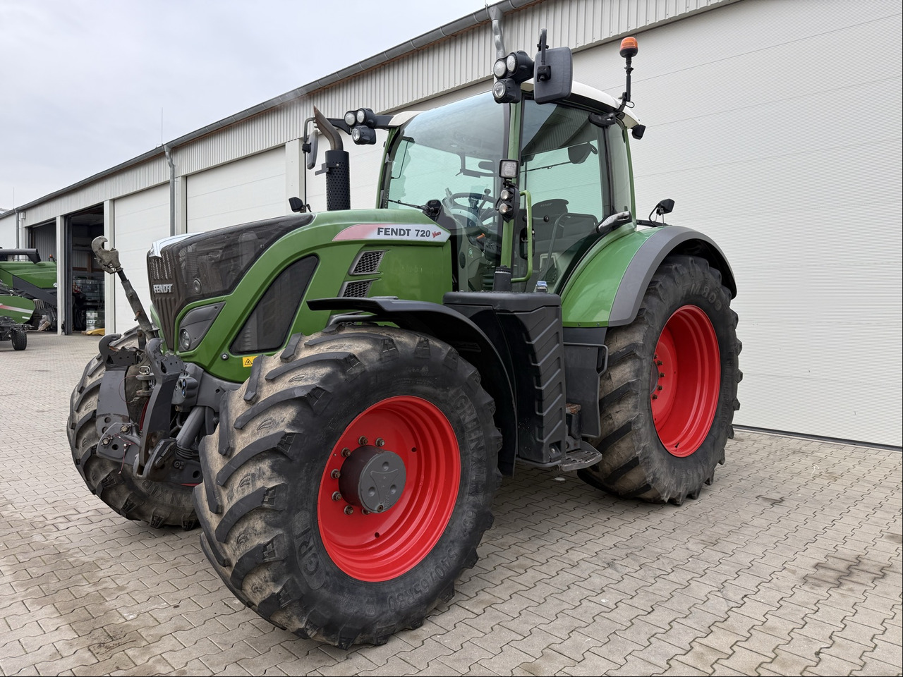 Fendt 720 Vario - Τρακτέρ: φωτογραφία 1 Fendt 720 Vario - Τρακτέρ: φωτογραφία 1